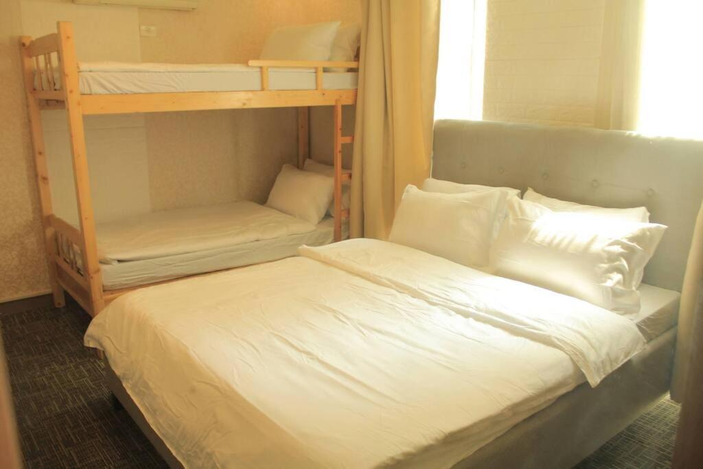 A2J Luxury 1Br Balcony Suite Near Venice Mall Bgc マニラ市 エクステリア 写真
