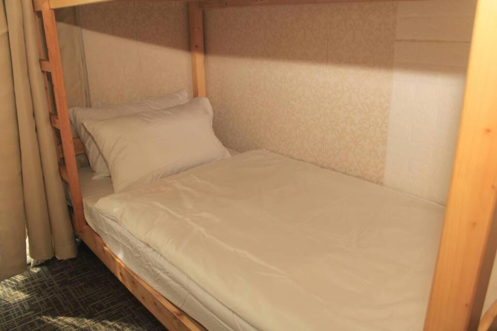 A2J Luxury 1Br Balcony Suite Near Venice Mall Bgc マニラ市 エクステリア 写真